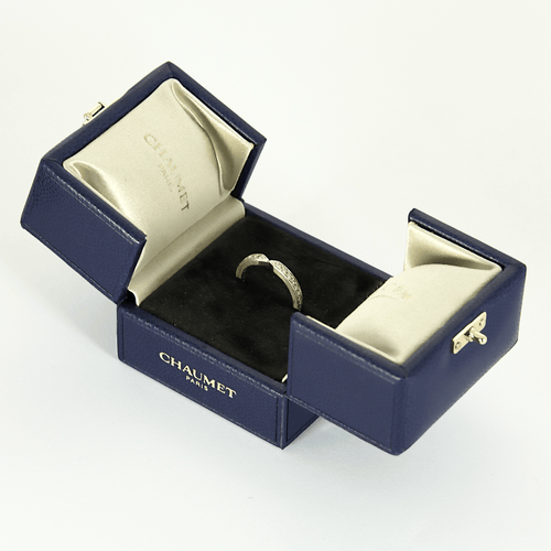 Bague 52 CHAUMET - Triomphe - Alliance en platine et diamants 58 Facettes DV24611-2-52-1