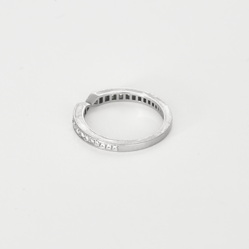 Bague 52 CHAUMET - Triomphe - Alliance en platine et diamants 58 Facettes DV24611-2-52-1