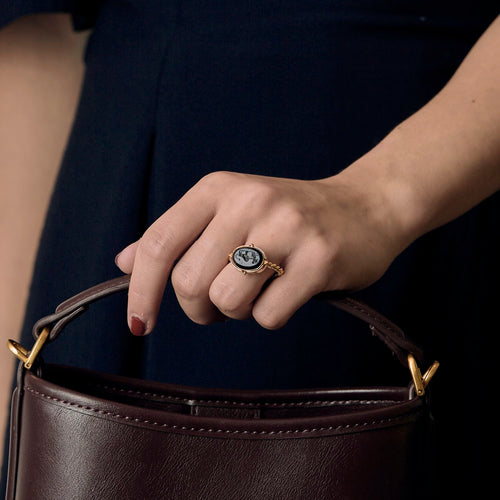 Bague 60 Bague en or jaune et intaille en onyx nicolo 58 Facettes DV0013-36-60-2