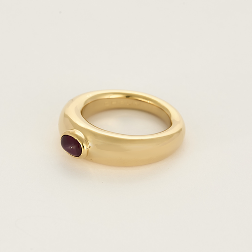 Chaumet – Bibendum – Bague jonc en or jaune et rubis.