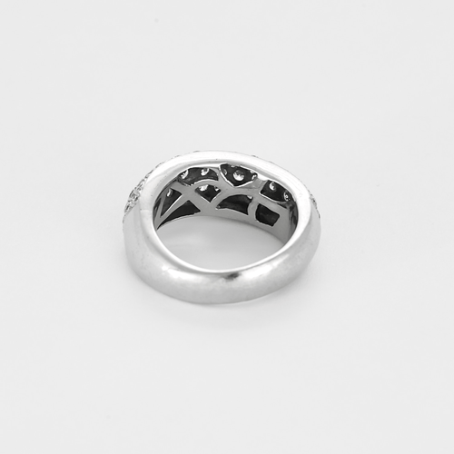 Bague 50 Bague jonc en or gris, pavage diamants 58 Facettes DV24577-5
