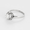 Bague solitaire en or gris et platine, diamant 0.90 carat environ.