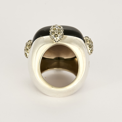 Pomellato - collection "Pomellato 67 - Importante bague en argent, quartz fumé et marcassites