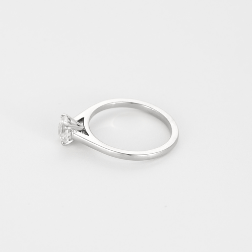 Bague 52,5 De Beers - Bague Solitaire en platine et diamants 58 Facettes DV24611-1-525-6