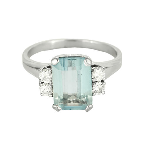 Bague en or gris, aigue-marine et diamants
