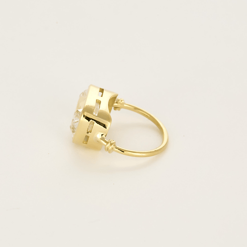 Bague 50 Bague moderniste en or jaune, diamant old cut 7.80 carats environ 58 Facettes DV28150-1-50-2