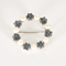 Broche Broche Couronne en or gris, saphirs et perles de culture blanches 58 Facettes DV27545-3