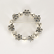 Broche Broche Couronne en or gris, saphirs et perles de culture blanches 58 Facettes DV27545-3