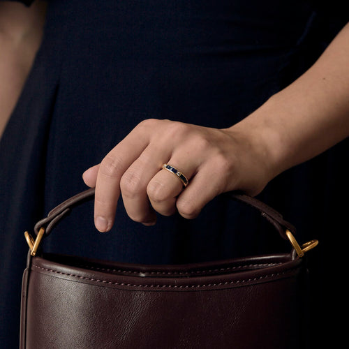 Bague 52 Alliance en or jaune, diamants et saphirs 58 Facettes DV27342-7-52-1