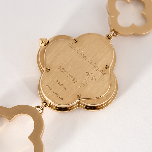 Montre Van Cleef & Arpels Alhambra or rose, nacre et diamants