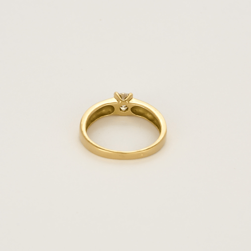 Bague 54 Bague solitaire en or jaune, diamant 0.45 carat environ. 58 Facettes DV27556-7