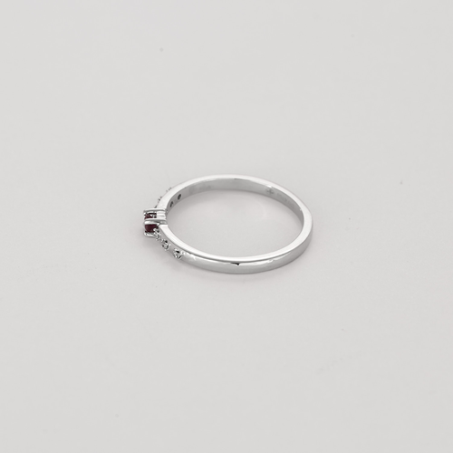 MAUBOUSSIN - Capsule d'émotions - Bague en or blanc, rubis et diamants