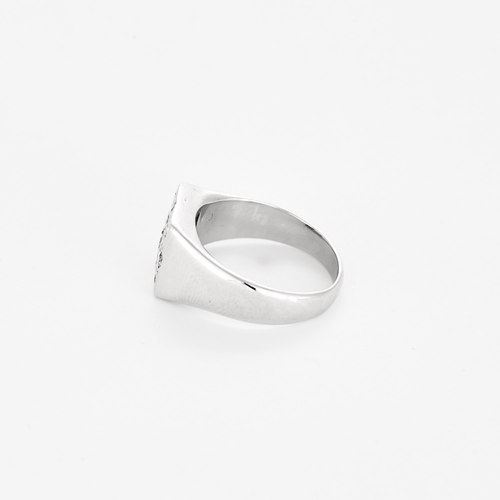 Bague 52 Elégante bague de type chevalière en or blanc et diamants 58 Facettes DV27468-68-52-1