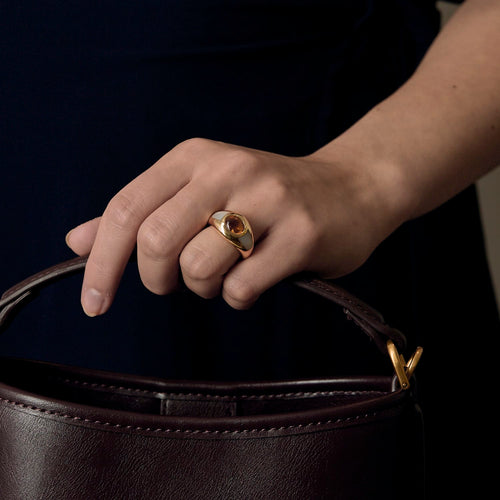 Bague 53 MAUBOUSSIN -  «Aloha» - Bague jonc en or jaune, citrine et nacre blanche 58 Facettes DV4648-5