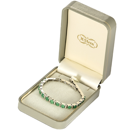 Attribué à STERN - Bracelet en or gris, émeraudes et diamants