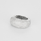 Paire de larges anneaux d'oreilles en or gris et diamants