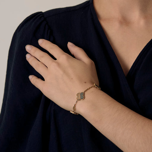 VAN CLEEF & ARPELS Bracelet Vintage Alhambra en Or jaune 18k Oeil de tigre