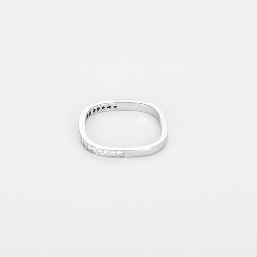 51 Dinh Van - Demie Alliance carrée en or blanc et diamants 58 Facettes DV31794-1