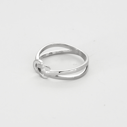 FRED- Chance Infinie - Bague en or blanc. Petit Modèle.