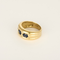 Bague jonc en or jaune, saphirs et diamants