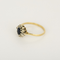Bague marguerite en or jaune, or blanc, saphir et diamants