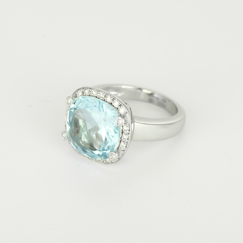 Poiray - Filles Antik - Élégante bague en or blanc, topaze de 8 carats et diamants