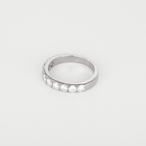 Demie Alliance en or gris et diamants