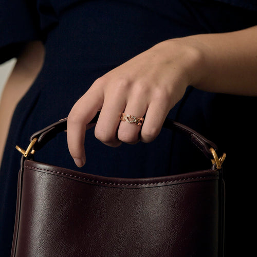 Cartier - Coeur C - Bague en or jaune et diamants