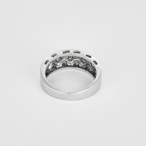 Bague 55 Bague bandeau en or gris et petits diamants 58 Facettes DV31598-1