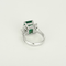 52.5 Élégante bague en or blanc, émeraude : 4,46 carats et diamants : 1,10 carat 58 Facettes DV32014-2