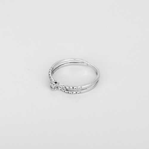 Mauboussin - À La Croisée Des Chemins - Fine Bague Solitaire en or blanc et diamants 58 Facettes DV32033-2