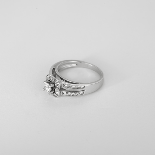 Bague 49 Mauboussin - Chance of love n°2 - Bague en or gris et diamants : 0,36 carat 58 Facettes DV32033-1