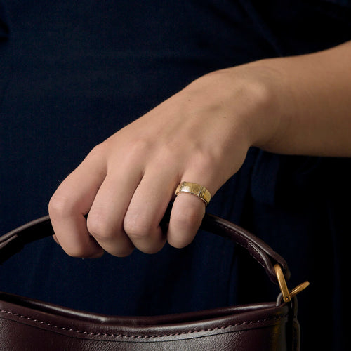 Bague Hermès Vintage en or blanc et or jaune