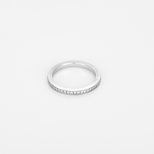 DE BEERS - Alliance américaine en platine et diamants