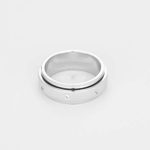 PIAGET - Possession - Anneau en or gris et diamants