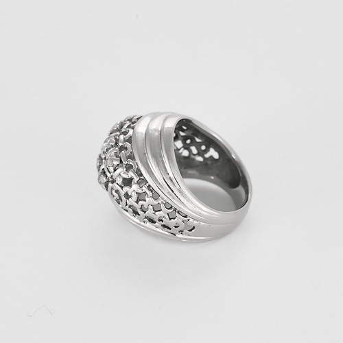 Bague en or gris et diamants 58 Facettes DV0156-6-43-2