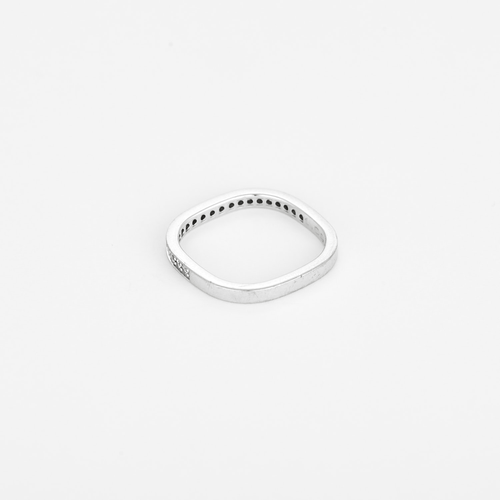Bague 47 Dinh Van – Alliance carrée or gris et diamants 58 Facettes DV32235-2