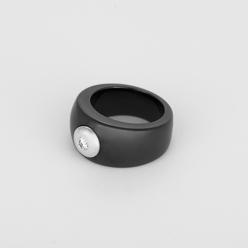 47 Mauboussin - Mon diamant du démon - Bague en céramique noire, or blanc et diamant : 0,08 carat 58 Facettes DV0597-11