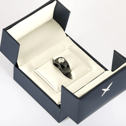 47 Mauboussin - Mon diamant du démon - Bague en céramique noire, or blanc et diamant : 0,08 carat 58 Facettes DV0597-11
