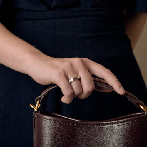 Chaumet - Bague Bee My Love en or blanc et diamant