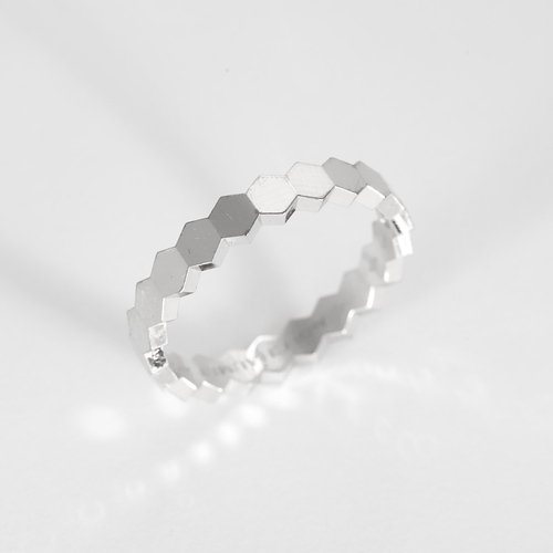 Chaumet - Bague Bee My Love en or blanc et diamant