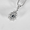 Collier en or blanc et pendentif en or blanc, diamants : 0,60 carat et saphir : 1 carat