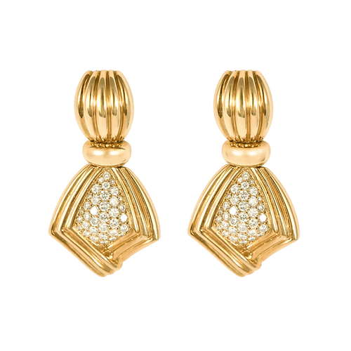 BOUCHERON - Rares Pendants d'oreilles en or jaune 18k et diamants. Vintage. Années 1980.