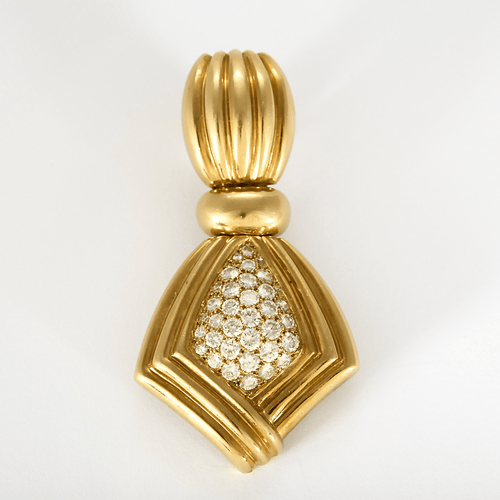 BOUCHERON - Rares Pendants d'oreilles en or jaune 18k et diamants. Vintage. Années 1980.