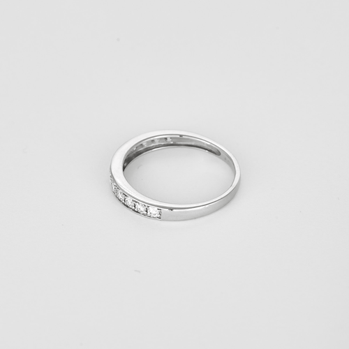 52 Demie Alliance en or gris et diamants 58 Facettes DV21635-2