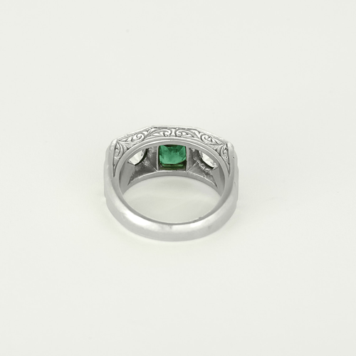 Bague Platine Diamant and Emeraude