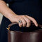 45 Bague en or jaune et or gris, saphirs et diamants. Style Art Déco. 58 Facettes DV26158-14