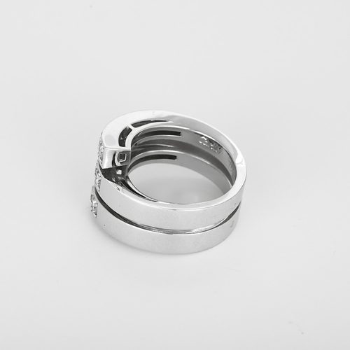 53 Cartier - Tectonique - Bague en or gris et diamants 58 Facettes DV32634-1