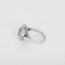 53 Bague marguerite en or blanc, platine et diamants : 1, 05 carat environ 58 Facettes DV32701-1