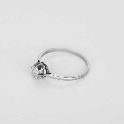 59 Élégante bague Solitaire en platine et diamant : 0,30 carat 58 Facettes DV31450-42